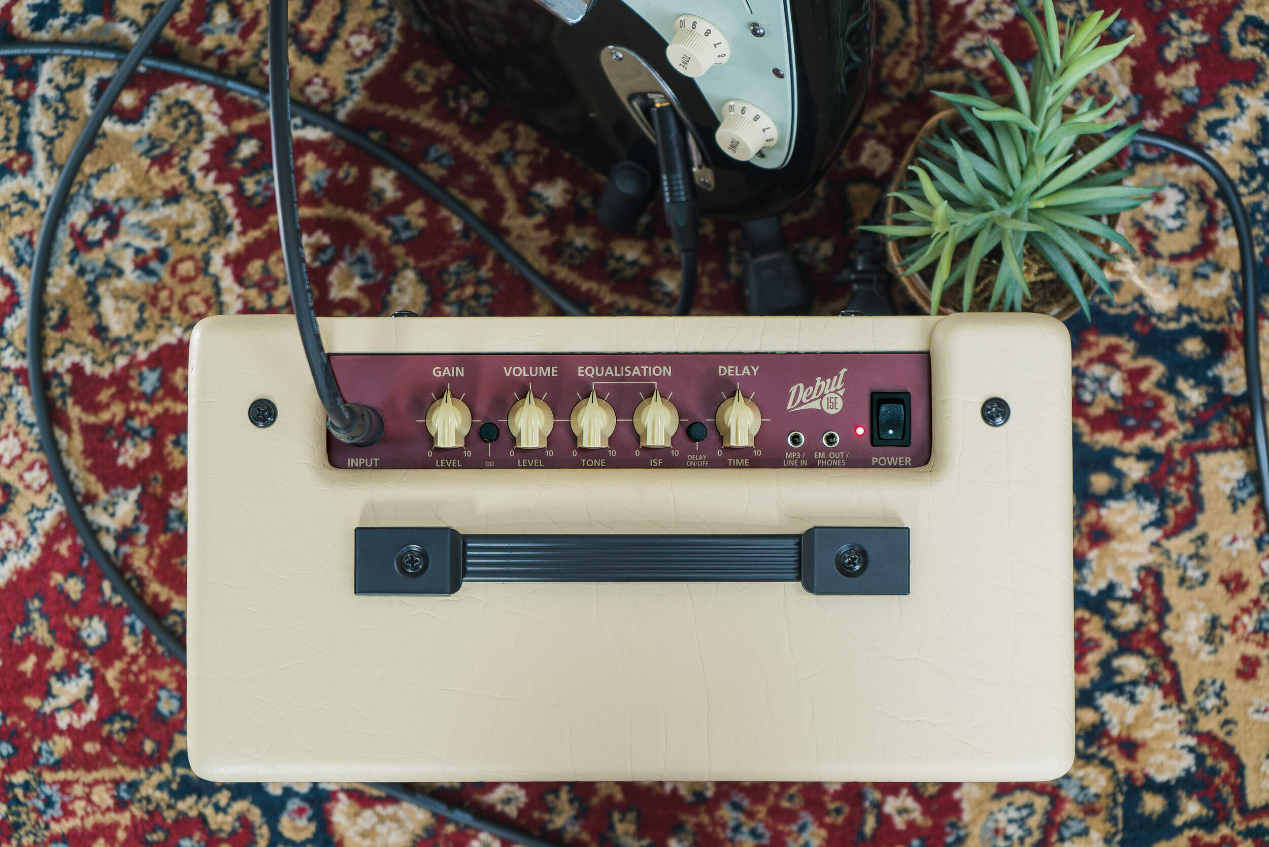 Blackstar Debut 15 Watt Amplifier in Black