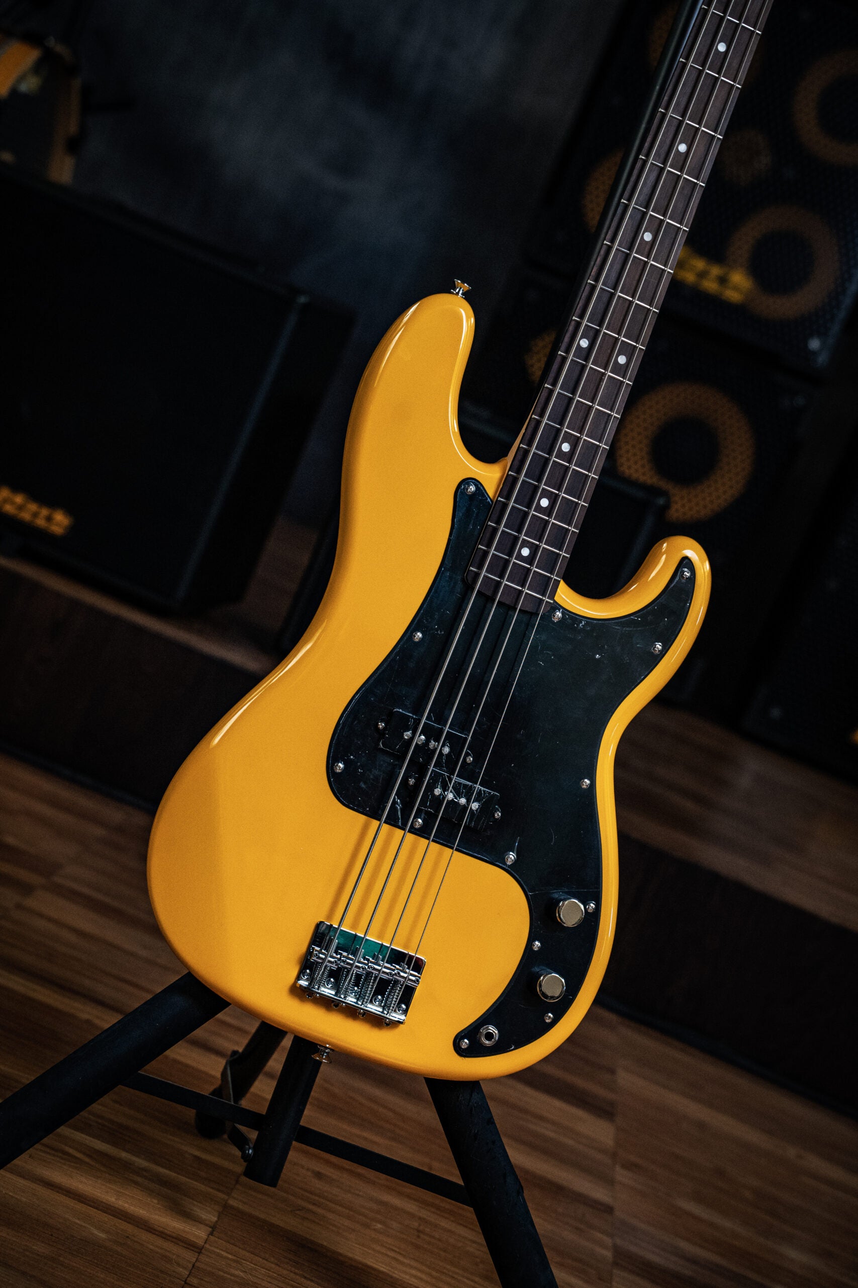Markbass Bass Guitar Yellow PB with Laurel Fretboard